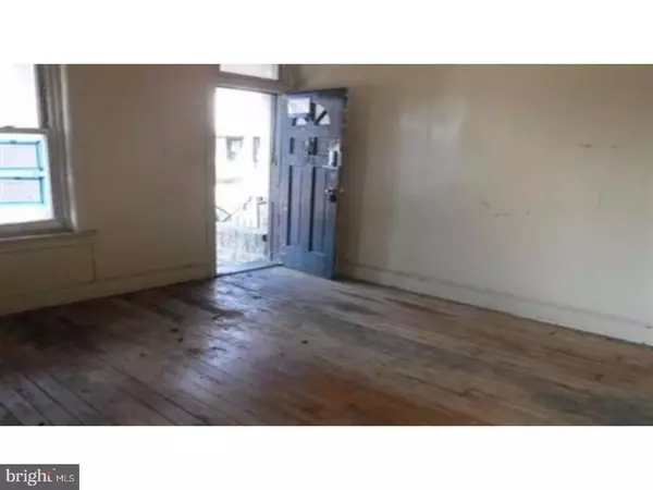 Trenton, NJ 08638,402 N OLDEN AVE