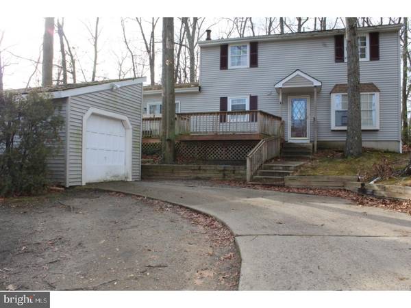 4 MARINER DR, Sewell, NJ 08080