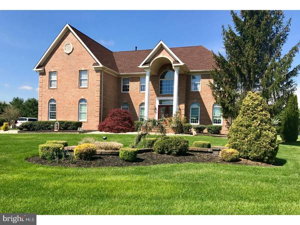 4 WINDY ACRES DR, Sewell, NJ 08080