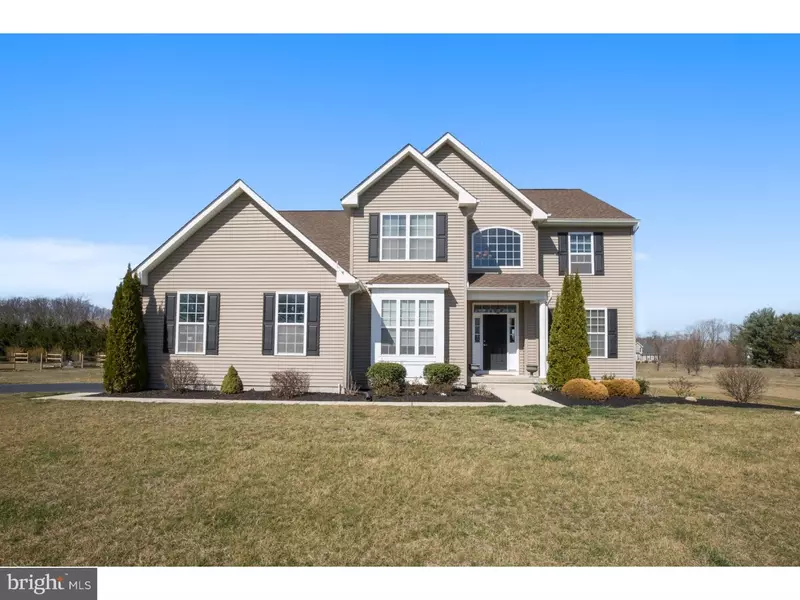 14 HICKORY RIDGE CT, Mullica Hill, NJ 08062