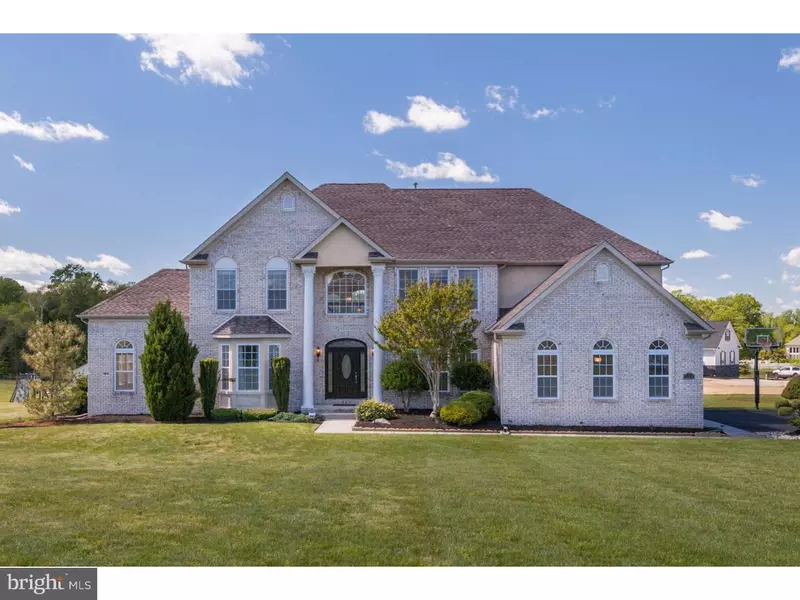 223 SHERWIN RD, Mullica Hill, NJ 08062