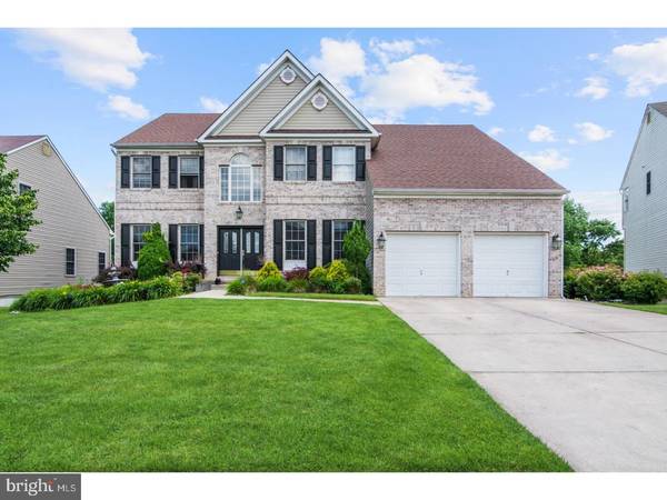 6 HONEYSUCKLE DR, Deptford, NJ 08080