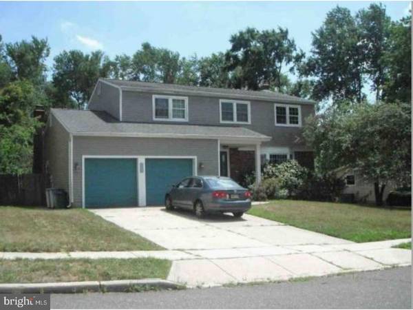 14 BENTLY DR, Sewell, NJ 08080