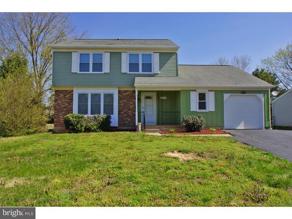 135 QUAIL HOLLOW DR, Dover, DE 19904