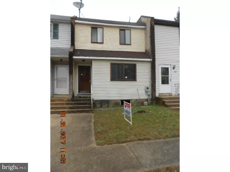 823 HASTING CT, Newark, DE 19702