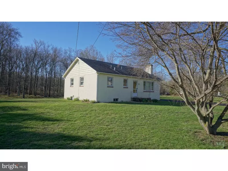 2976 OLD COUNTY RD, Newark, DE 19702