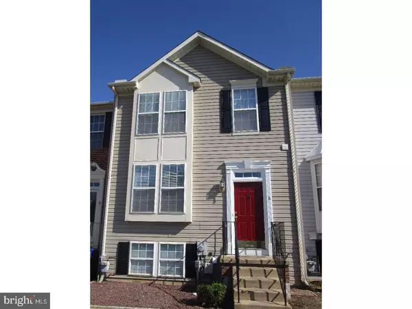 8 W CHRISTINA PL, Newark, DE 19702