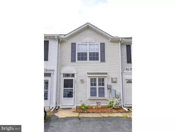 205 FIELDSTONE LN, Newark, DE 19702