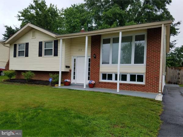 104 LINDEN TREE LN, Newark, DE 19711