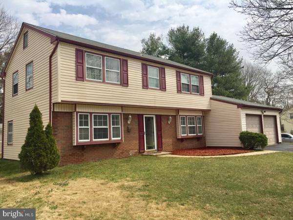 62 TWIN HILL DR, Willingboro, NJ 08046