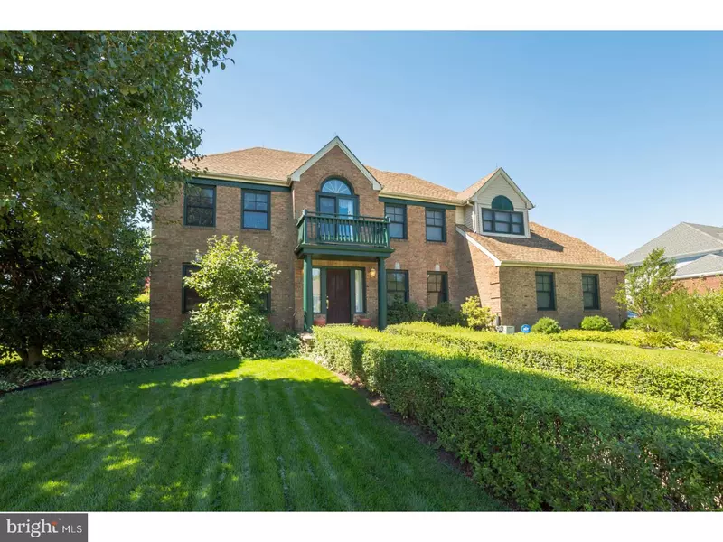 48 HORSESHOE DR, Mount Laurel, NJ 08054