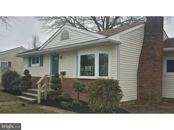 428 OAKLAND AVE, Maple Shade, NJ 08052