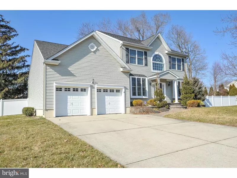 4 ELIZABETH CT, Mount Holly, NJ 08060