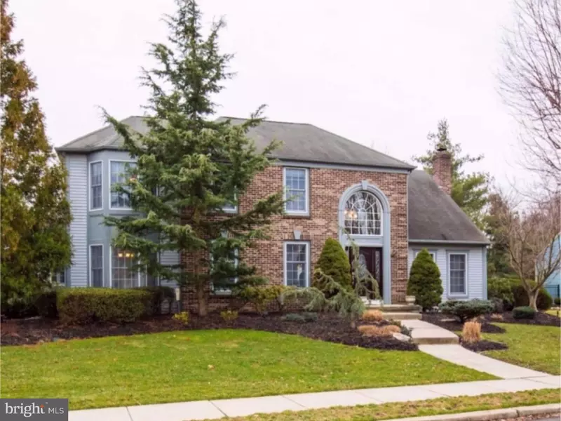 27 PERIWINKLE DR, Mount Laurel, NJ 08054