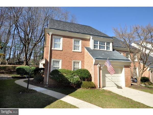 33 FOXWOOD DR, Moorestown, NJ 08057