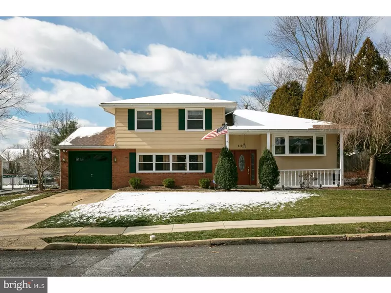 46 SUBURBAN BLVD, Delran, NJ 08075