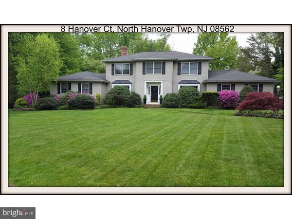 8 HANOVER CT, North Hanover Twp, NJ 08562