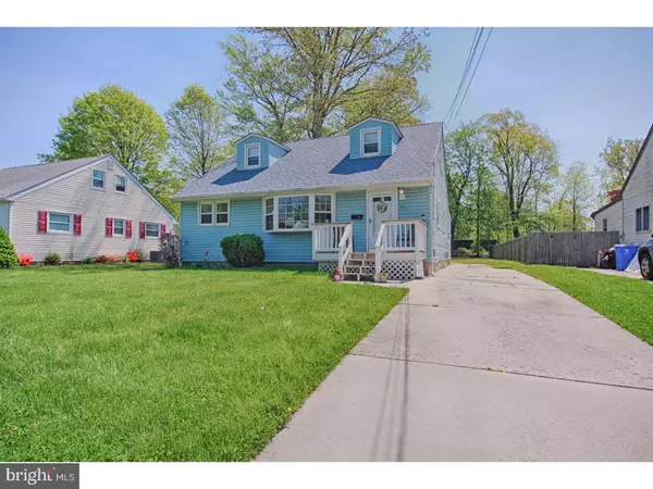 28 BIRCH AVE, Maple Shade, NJ 08052