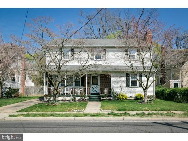 17 N STILES AVE, Maple Shade, NJ 08052