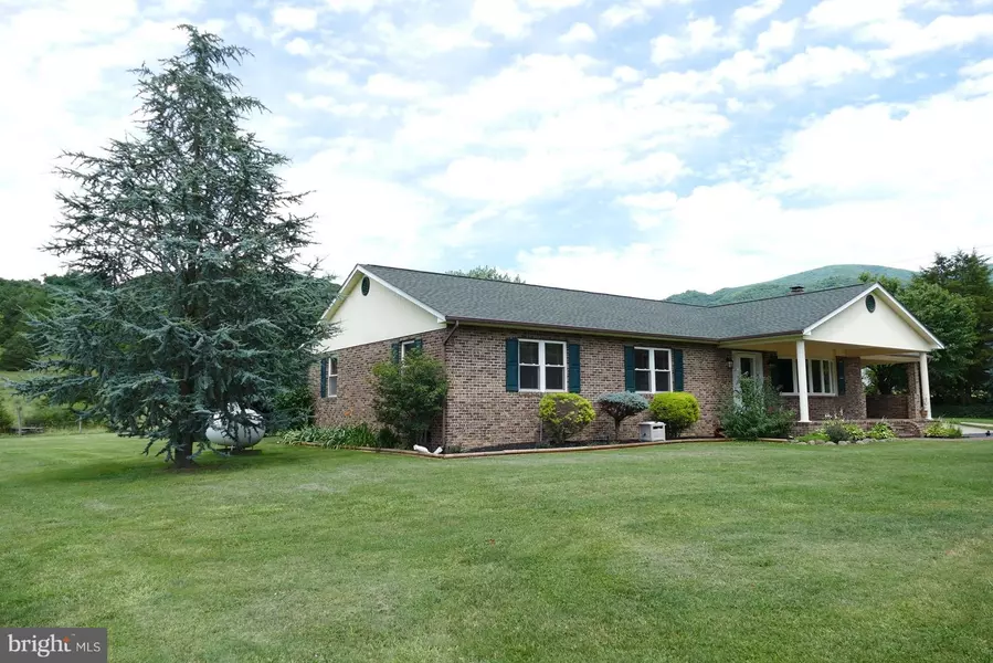 635 KITE HOLLOW RD, Stanley, VA 22851