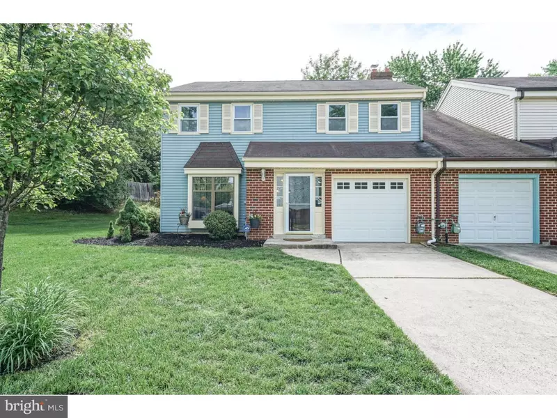 327 CARLTON LN, Mount Laurel, NJ 08054