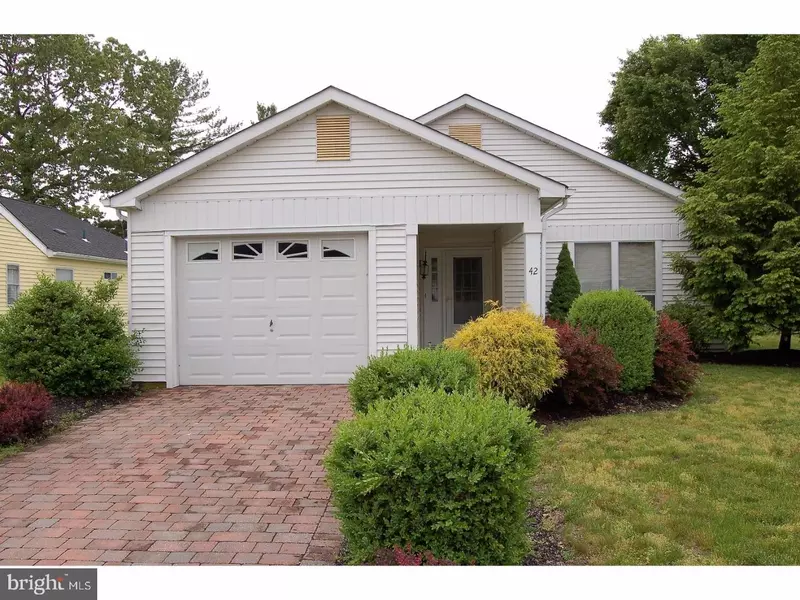 42 S WESTMINSTER DR, Vincentown, NJ 08088