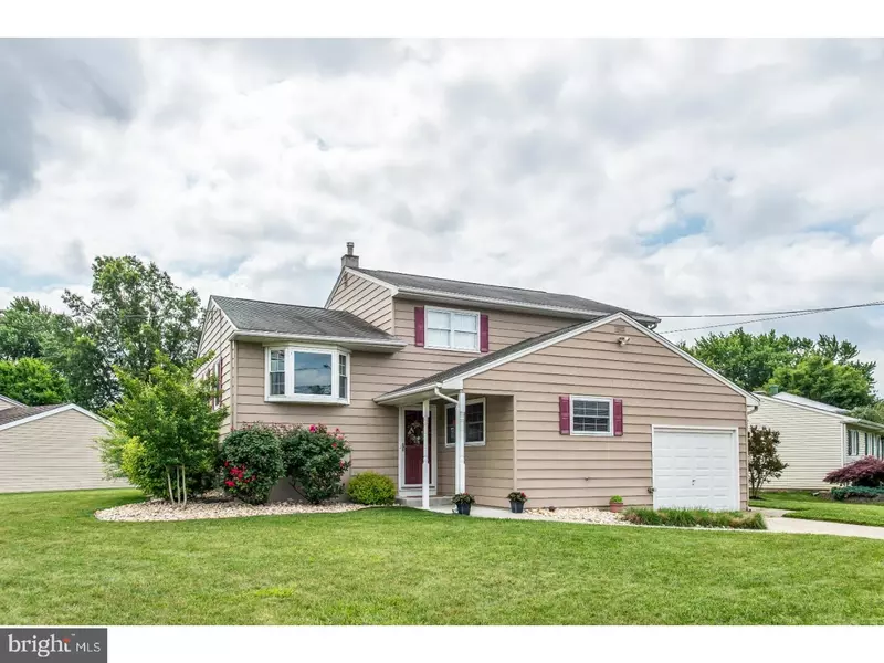 5 THORNTOWN LN, Bordentown, NJ 08505