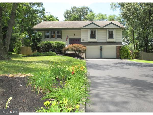 1303 RIVERTON RD, Cinnaminson, NJ 08077