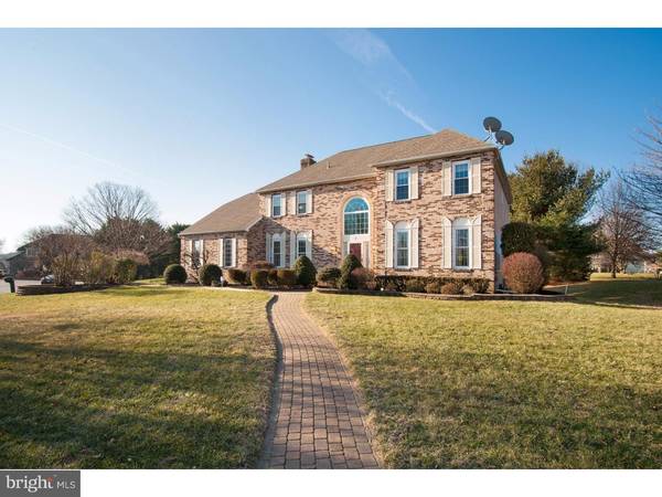 1 CEDAR CREST CIR, Broomall, PA 19008