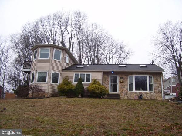 4012 E CHESTER DR, Aston, PA 19014