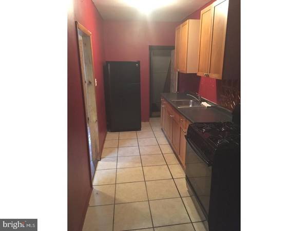 Colwyn, PA 19023,424 S 2ND ST