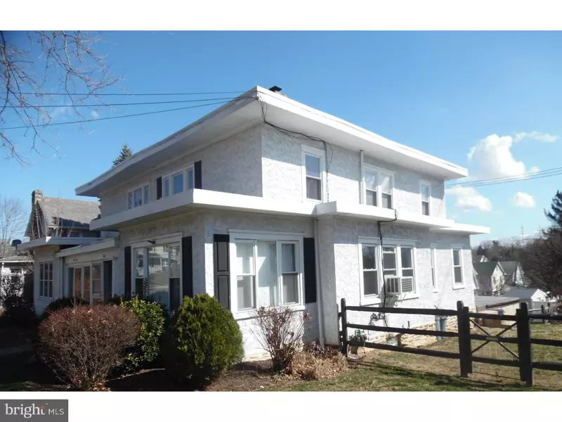 504 SYLVAN AVE, Glenolden, PA 19036