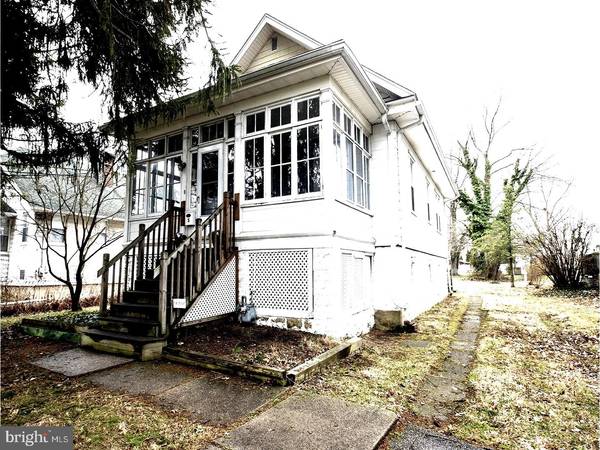 5 W SYLVAN AVE, Morton, PA 19070