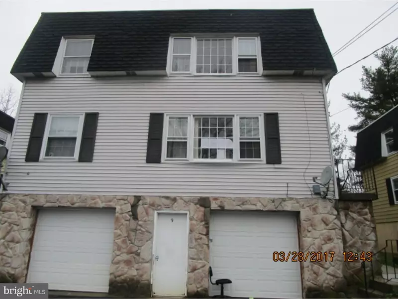 9 W PLUMSTEAD AVE, Lansdowne, PA 19050