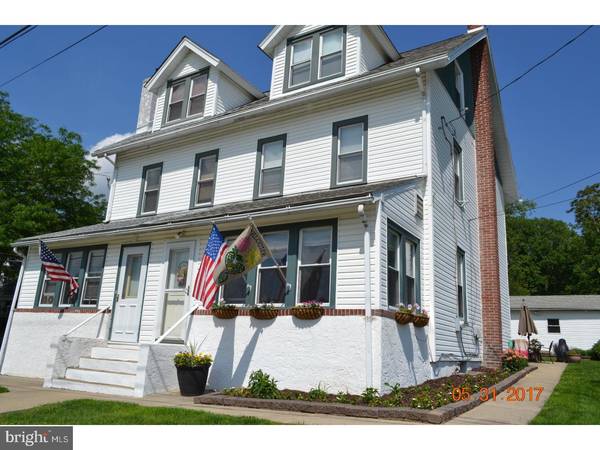 621A CONVENT RD, Aston, PA 19014