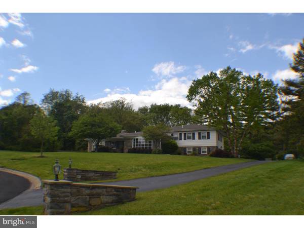 836 PADDOCK DR, Newtown Square, PA 19073