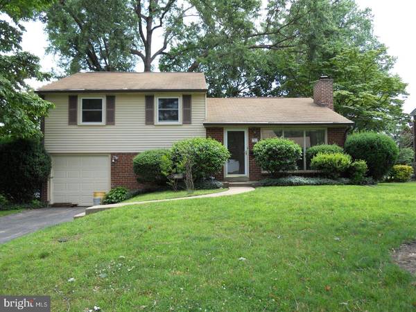 741 RHOADS DR, Springfield, PA 19064