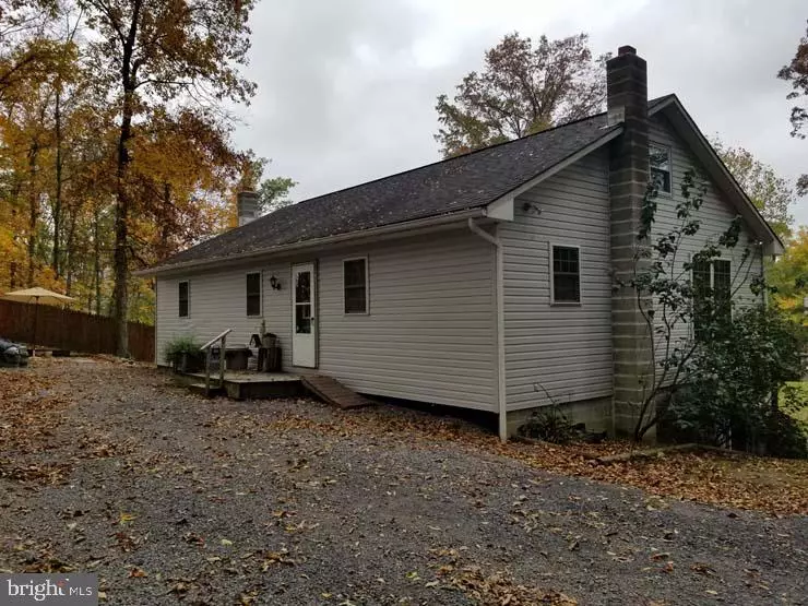 336 GILL RD, Mifflintown, PA 17059