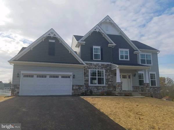 13 LEDGESTONE DR, Dillsburg, PA 17019