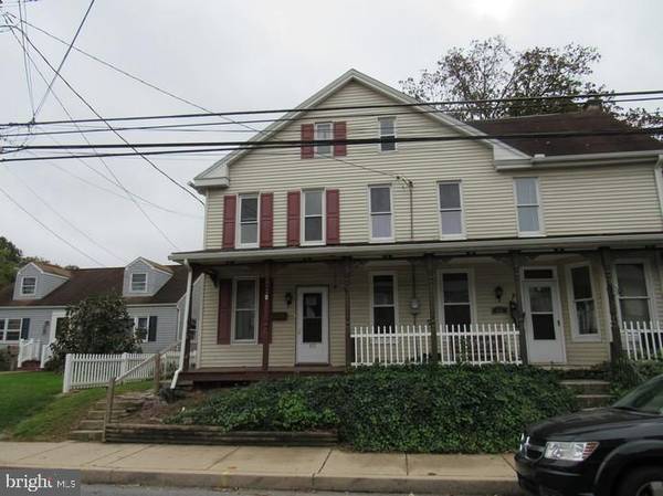 452 E HIGH ST, Elizabethtown, PA 17022