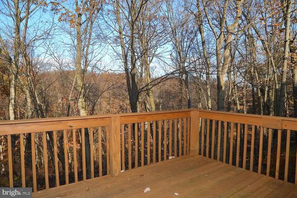 Lancaster, PA 17601,306 TREETOPS CT