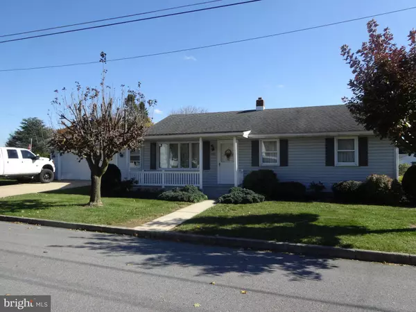 Shippensburg, PA 17257,407 MAPLE HILL AVE AVE