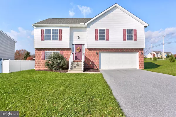 Elizabethtown, PA 17022,4 JENNY LN