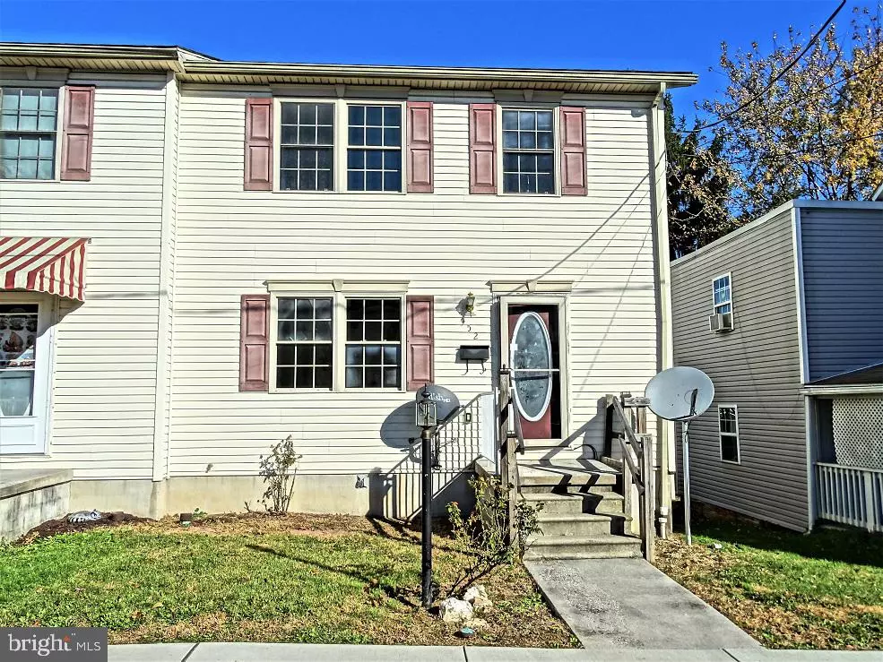 Hanover, PA 17331,552 LOCUST ST