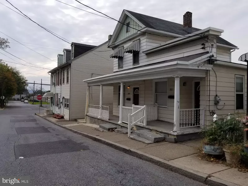 309 BESSEMER ST, Steelton, PA 17113