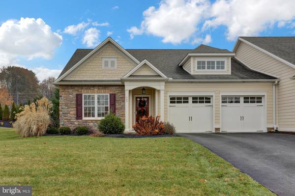 489 COVENTRY DR, Mechanicsburg, PA 17055