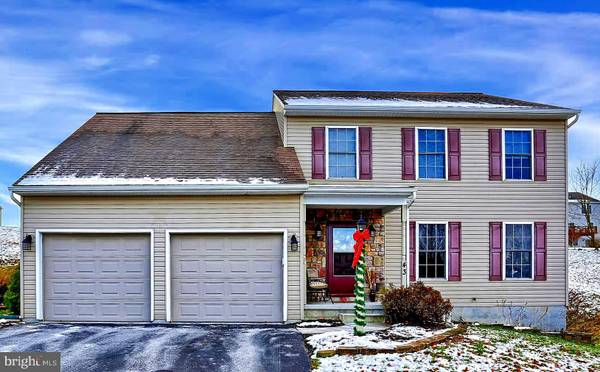 43 BRYN WAY, Mount Wolf, PA 17347