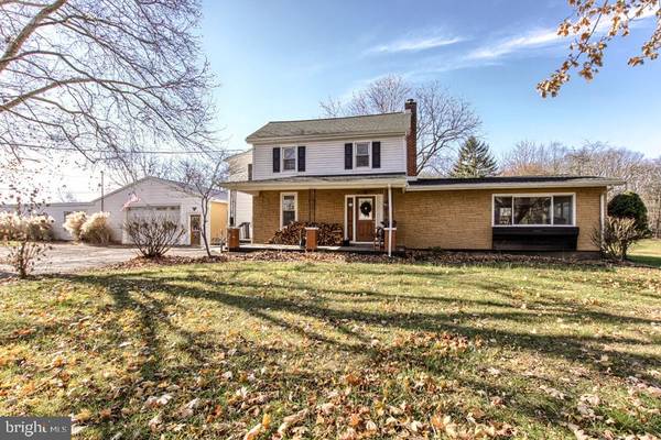 353 SILVER SPRING RD, Mechanicsburg, PA 17050