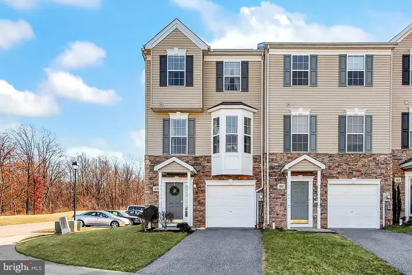 3624 ARMORY LN, York, PA 17408