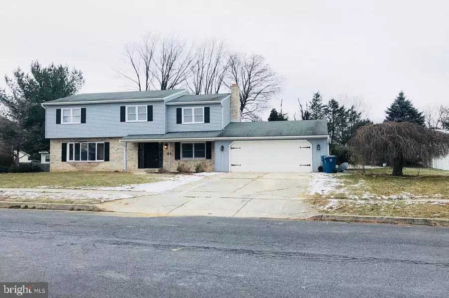 812 KENT DR, Mechanicsburg, PA 17050